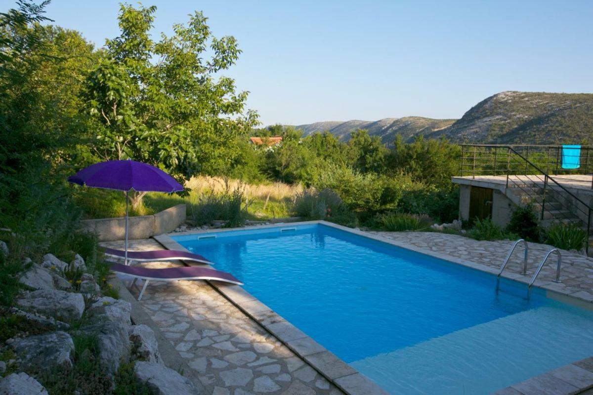 Abeona Mediterranean Villa Drivenik Exterior photo